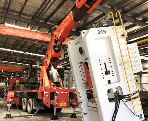 黄潭镇提升工作效率，选择优质折臂吊租赁服务